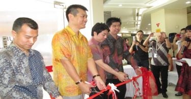 Gambar Peresmian Service Center Ekslusif Huawei (1)