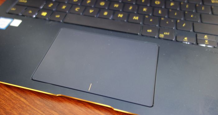 ASUS Zenbook Flip S Touchpad
