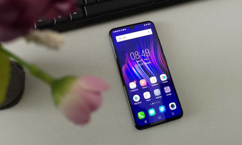 Review Vivo V11 Pro Performa Kencang dengan Inovasi 