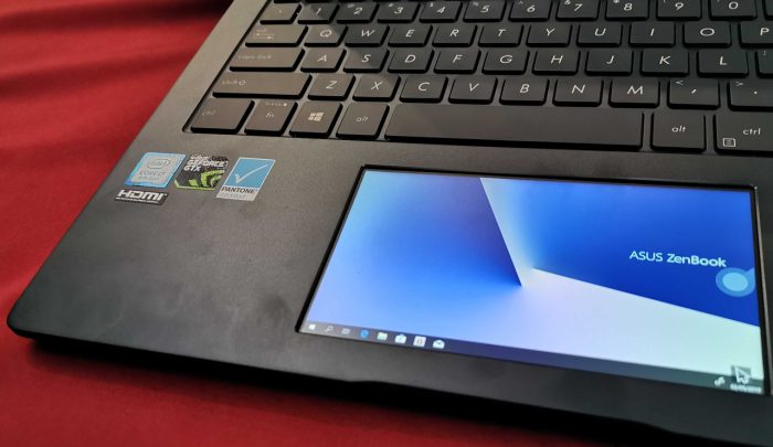 ASUS ZenBook Pro 14 UX480 ScreenPad