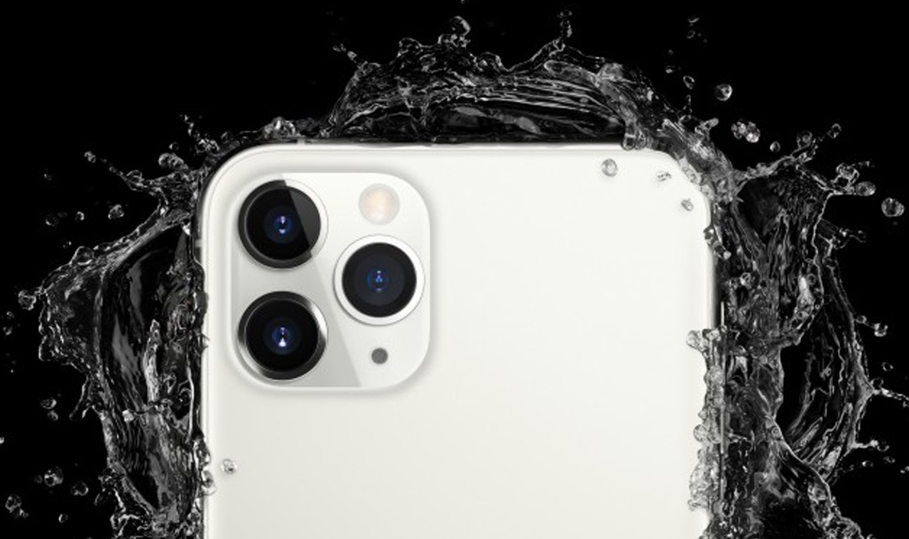 iPhone 11 Pro Water Ressist
