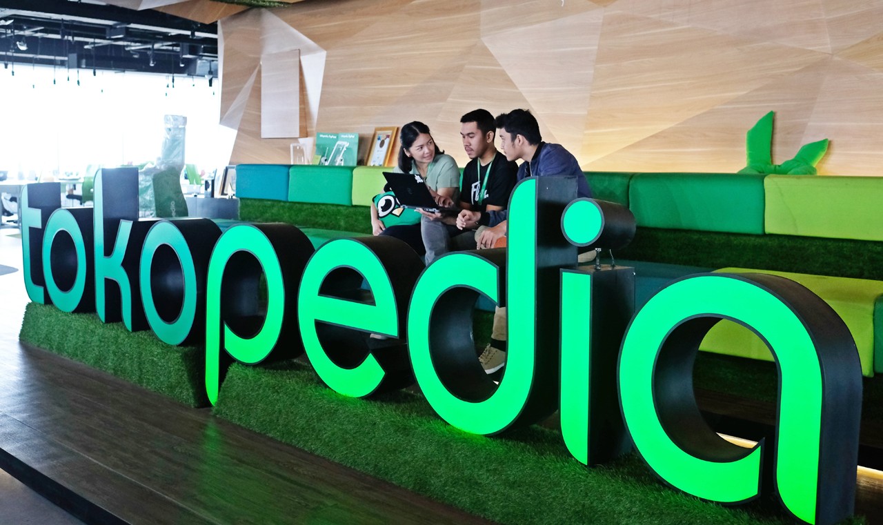 Tokopedia Logo