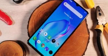 realme-X2Pro-MasterEdition-FrontFlat