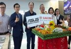 Grand-Opening-ASUS-Zenbook-Store-Potong-Tumpeng-by-AWs