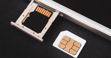 Kartu SIM dan Kartu MicroSD Header