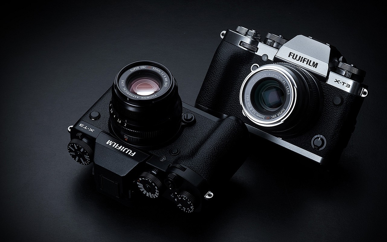 Fujifilm X-T4 Header