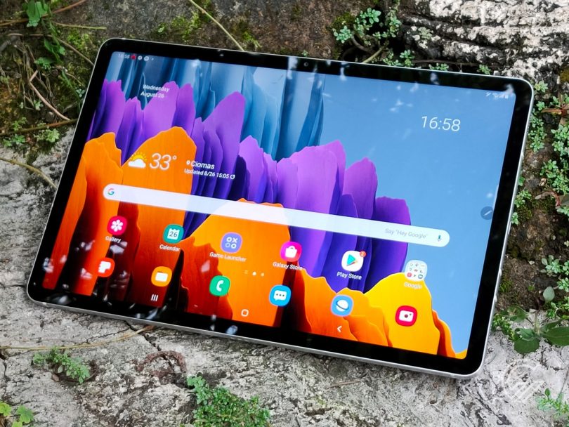 Samsung Galaxy Tab S7 vs Galaxy Tab S7+ Apa Bedanya? Gadgetren