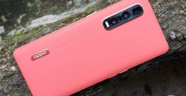 OPPO Find X2 Pro Back Diagonal