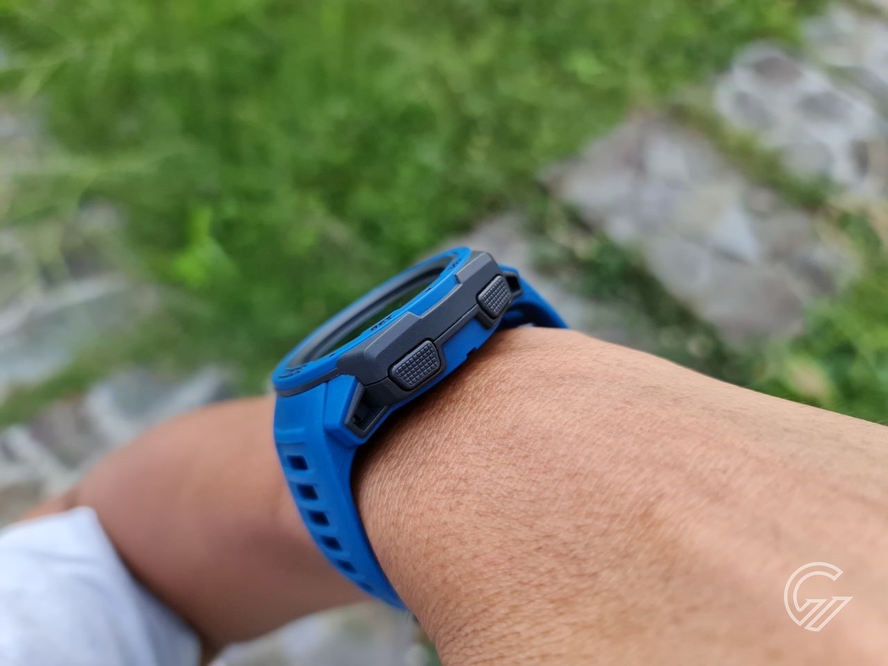 kelebihan jam garmin instinct