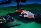 Razer-Naga-X-Hand-Header