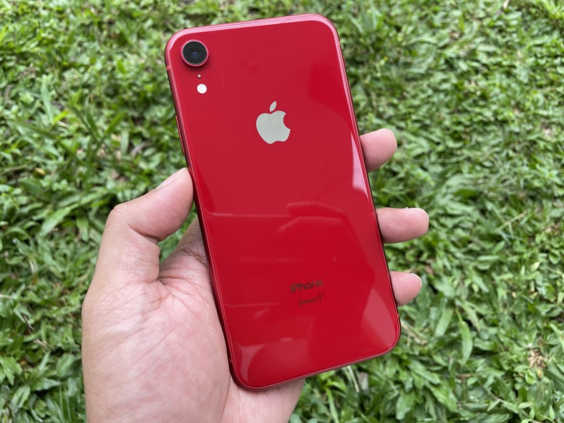 Стоит ли покупать iphone xr в 2021