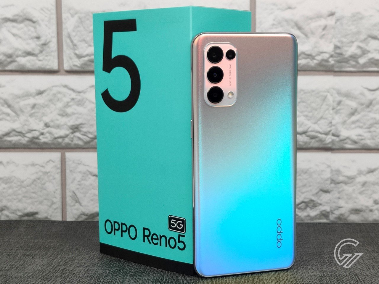 OPPO Reno5 5G Back Box