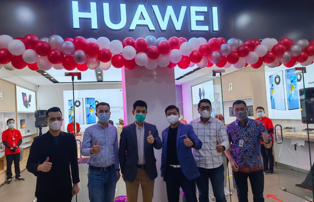HUAWEI-Experience-Store-HES-di-Mall-Olympic-Garden-MOG-Malang