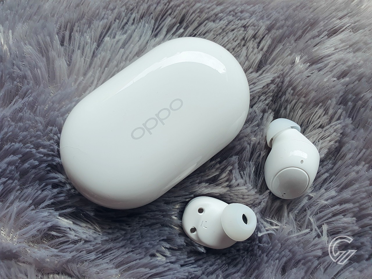 Oppo enco buds 2 white. TWS Oppo Enco Buds 2. Oppo Enco Buds. Oppo Enco Buds w12. Наушники Oppo Enco Buds.