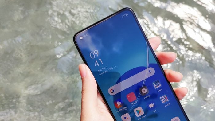 OPPO Reno6 Display Punch Hole