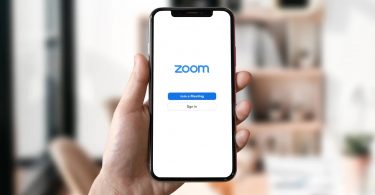 Zoom Handphone Logo