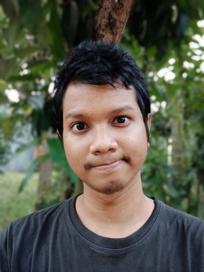 OPPO A16 Kamera Siang - Selfie Portrait