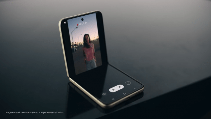 Samsung Galaxy Z Flip3 5G Foto Flex Mode Datar