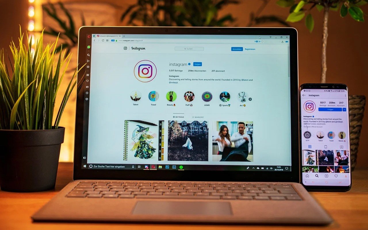 Lihat Memutuskan Hubungan Instagram dengan Facebook Header