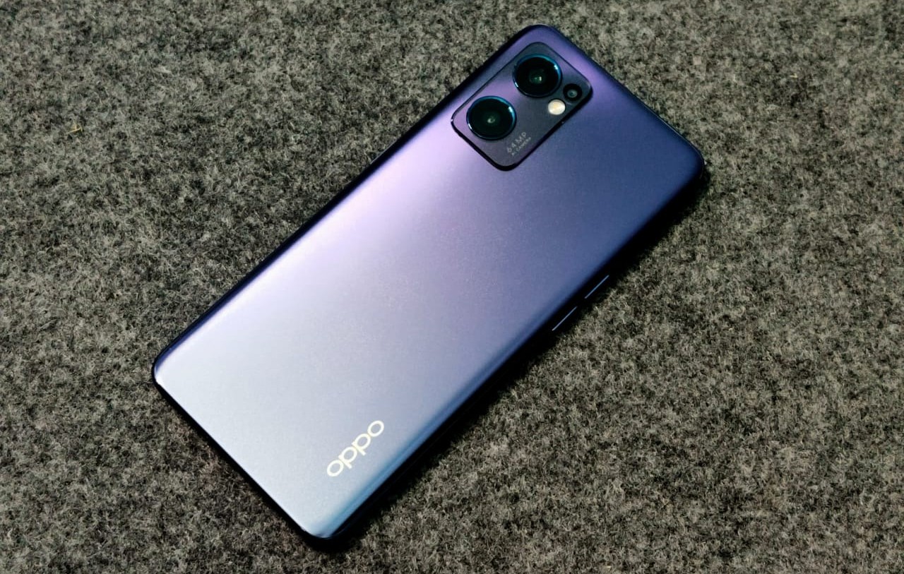 OPPO Reno7 5G - Starry Black Back