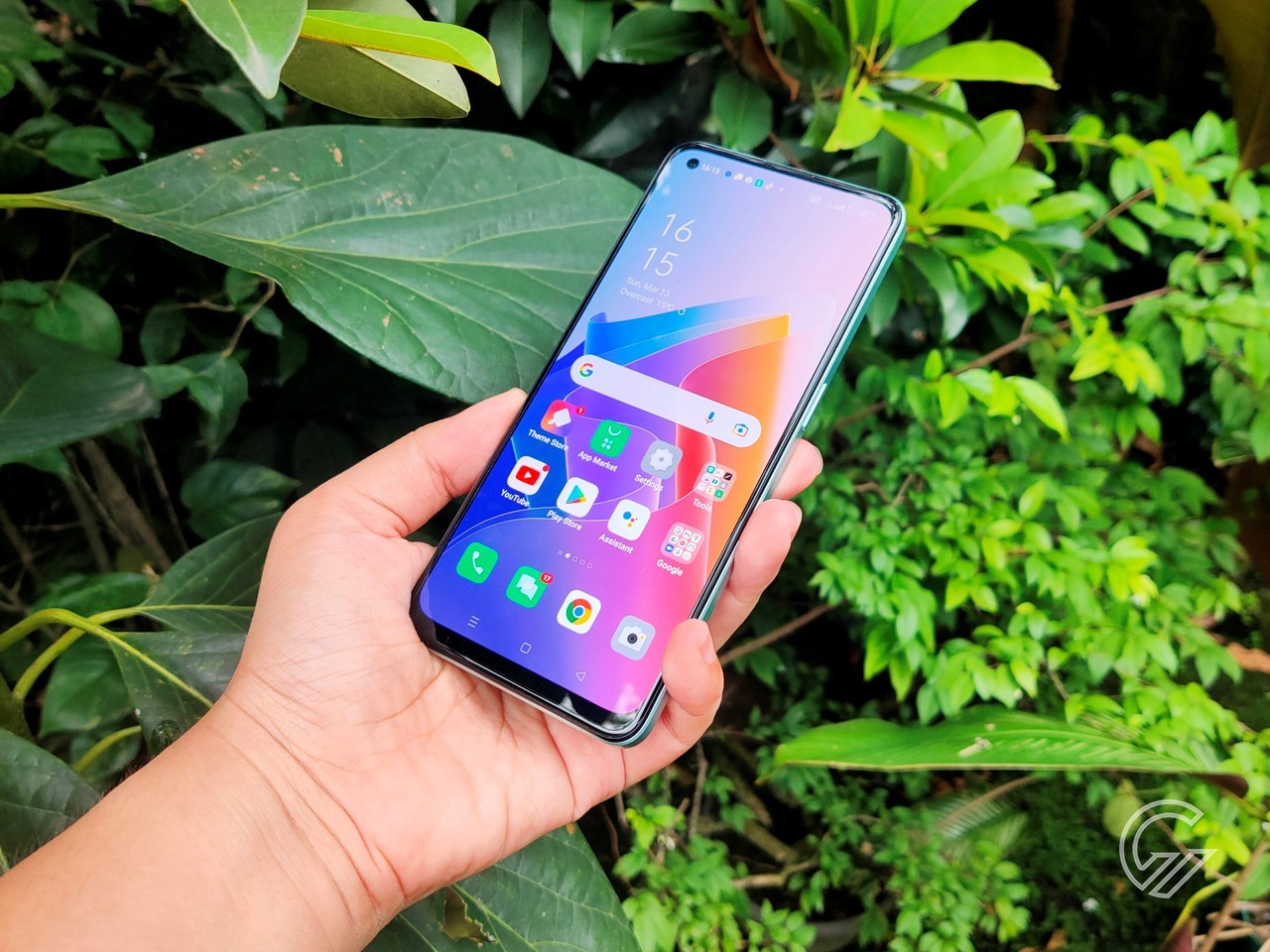 OPPO-Reno7Z-5G-HandsOn-Diagonal