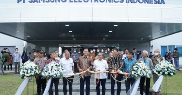 Samsung-Mendag-Pelepasan-Kontainer-Ekspor-Ponsel-Pintar-