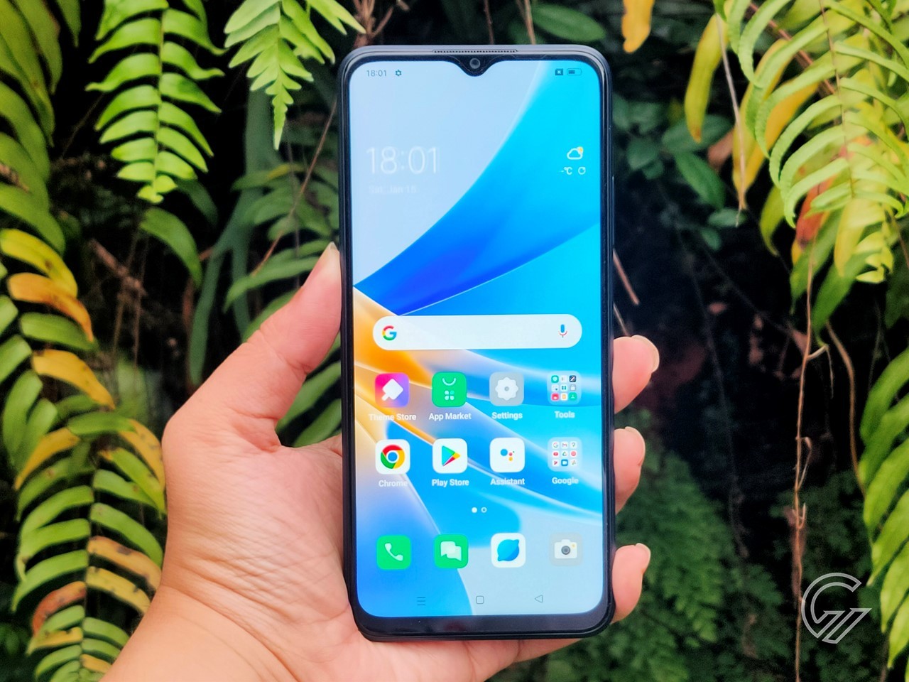 OPPO A17 - Handson Front