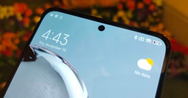 Xiaomi-12T-5G-Display Half