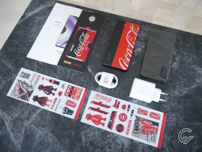 realme 10 Pro 5G Coca Cola Edition