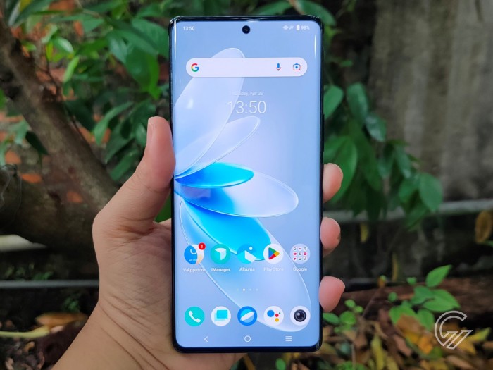 vivo-V27-5G-DisplayHandsOn