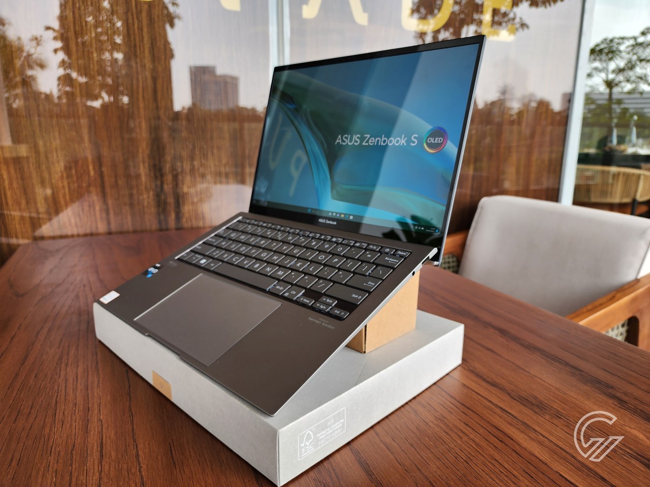 Laptop Tipis Terbaik 2023 - Header 