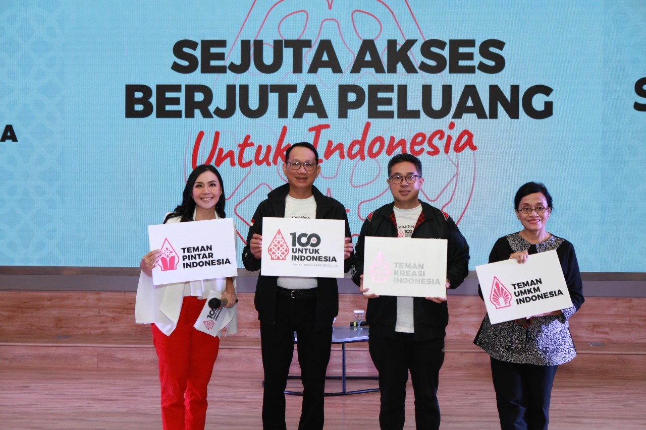 Smartfren luncurkan Gerakan 100% untuk Indonesia