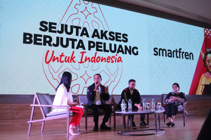 Smartfren-meluncurkan-Gerakan-100-untuk-Indonesia-3