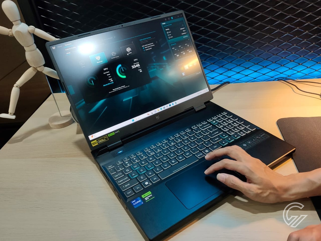 Predator helios neo 16