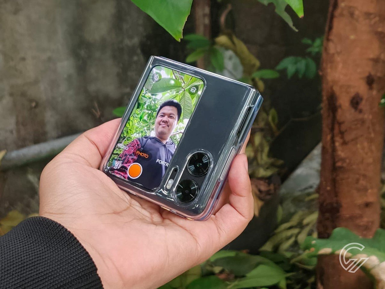 Cara Selfie Menggunakan Kamera Utama OPPO Find N2 Flip