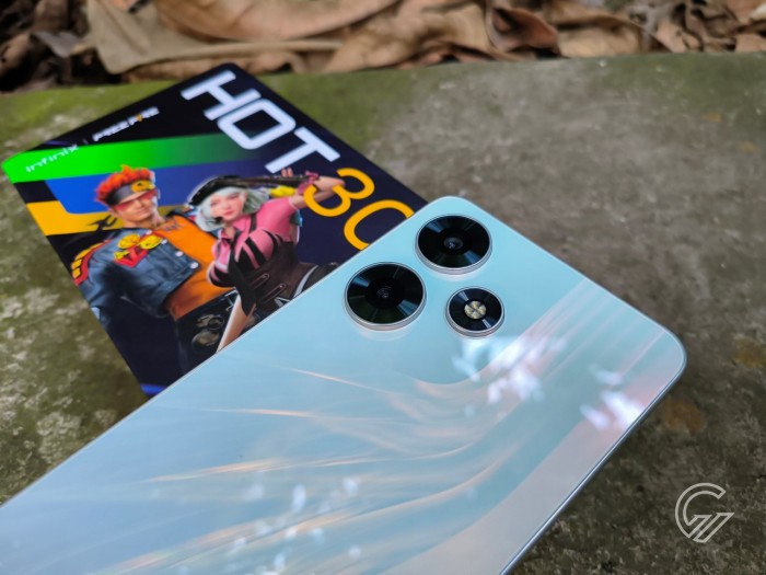 Infinix HOT 30 Free Fire - Back with Box