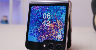 Samsung Galaxy Z Flip5 - Cover Screen