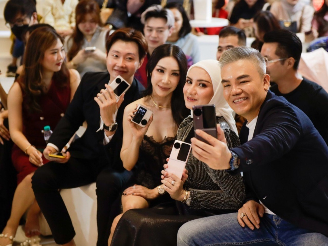 Jelang Akhir Tahun, OPPO Hadirkan Nicholas Saputra dan Berbagai Aktivitas di Pop Up Store Surabaya