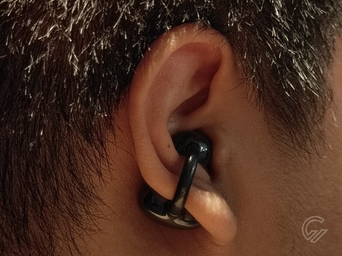 Huawei-Free-Clip-earbud-telinga