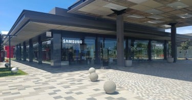 Samsung-Multi-Experience-Store-by-NASA-EDC-01.