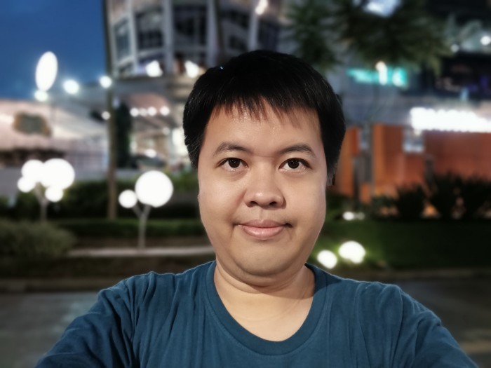 OPPO A79 5G - Selfie Malam - Portrait