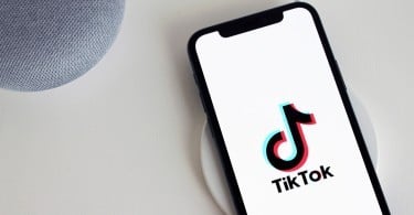 TikTok in Handphone