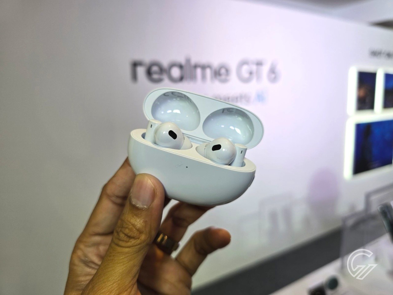 Cuma Rp499 ribuan, realme Buds Air6 Series Telah Dirilis di Indonesia