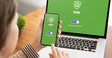 Cara Pakai VPN di HP dan Laptop - Header