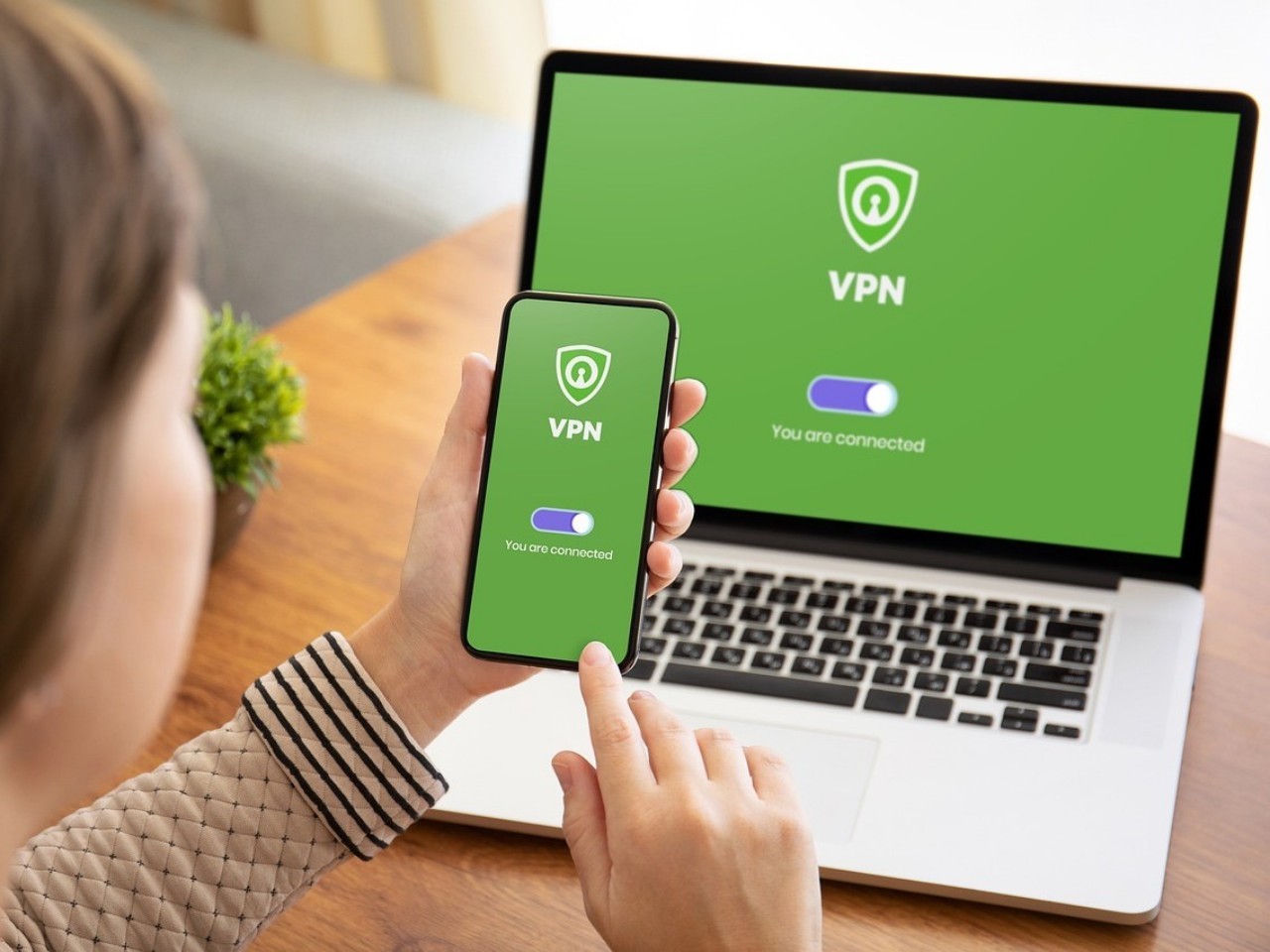 Cara Pakai VPN di HP dan Laptop - Header