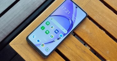 OPPO A3 Pro 5G - Display Full