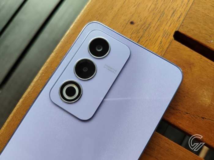 OPPO A3 Pro 5G - Half Top Back