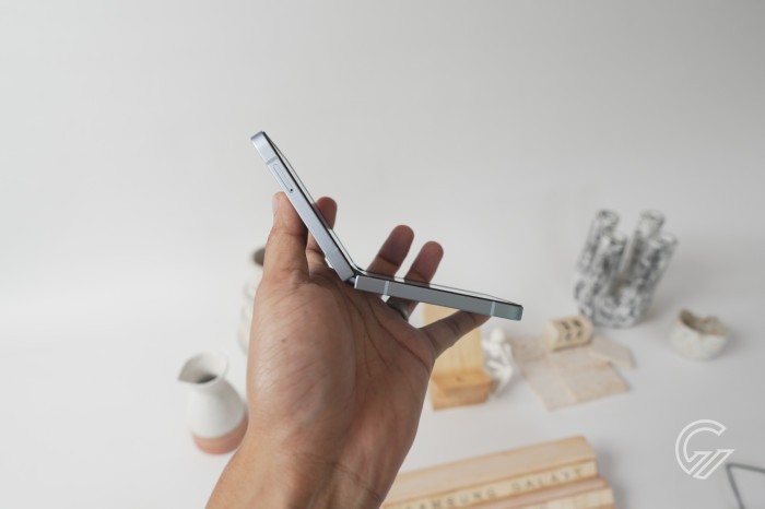 Samsung Galaxy Z Flip 6