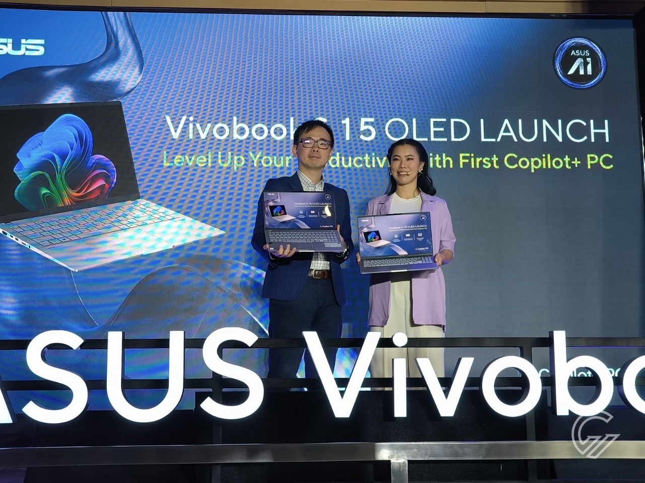 Laptop Copilot+ PC ASUS Vivobook S 15 OLED (S5507) Resmi Dijual di Indonesia 