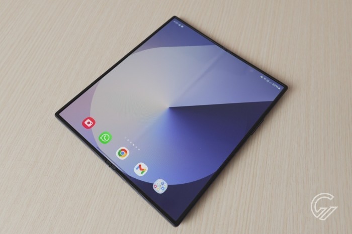 Samsung Galaxy Z Fold 6